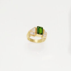Green Tourmaline and Diamonds Ring 01