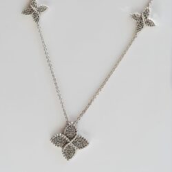 Flur diamond pendant