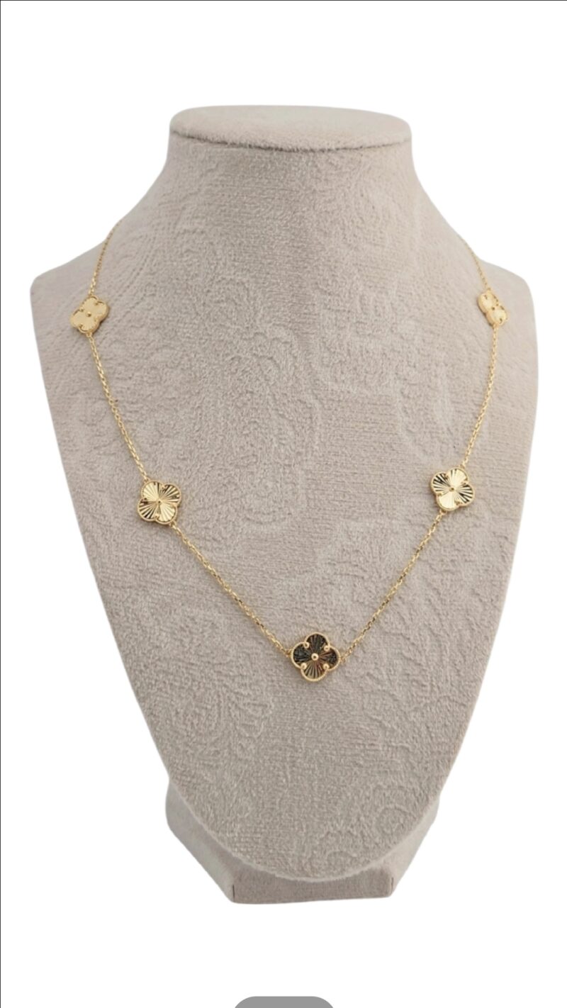 Brilliance diamond Cut Clover Gold Necklace. - Image 2