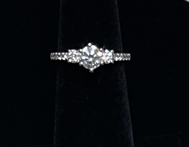 14K White Gold Round Brilliant Engagement Ring, .94CTTW