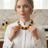 Amber Neck 49 a